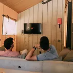 مكان تخييم Camps - يوريت دي مار