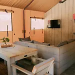 Camps -